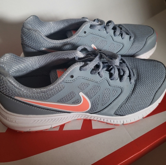 Nike - Womens Downshifter 6 size: 6.5 - Picture 2 of 6
